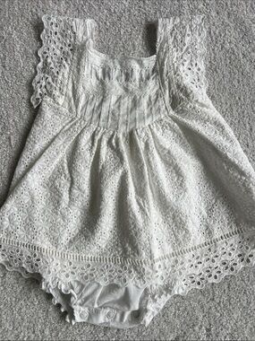 Lil’ Lemons For Love & Lemons White Eyelet Lace Baby Dress Romper- 12-18 months